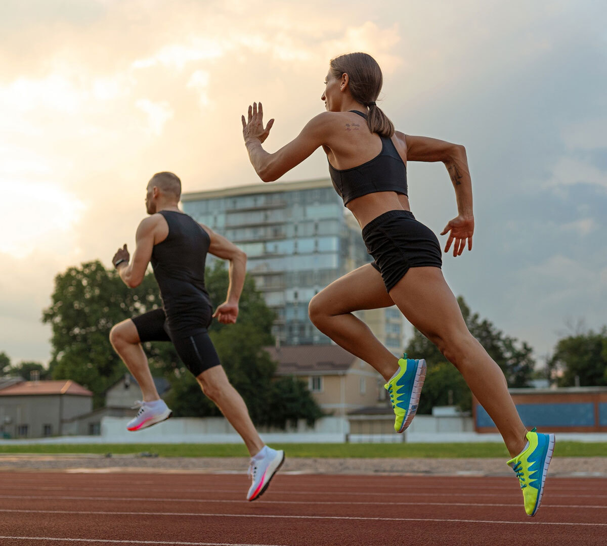 इंस्टाग्राम की दोस्ती पड़ी भारी: तीन बच्चों की मां प्रेमजाल में फंसकर आंध्र प्रदेश पहुंची, पुलिस ने बरामद किया